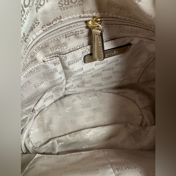 Michael Kors Gold Metallic Bag pristine condition - Picture 11 of 16